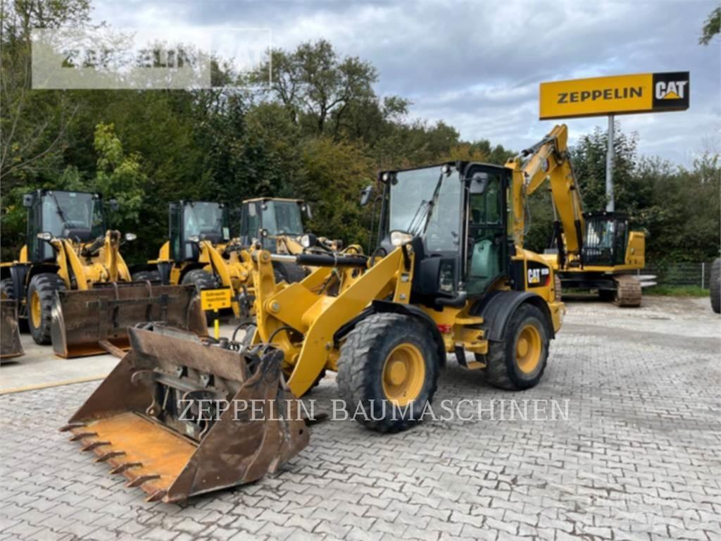 CAT 908M Pyöräkuormaajat