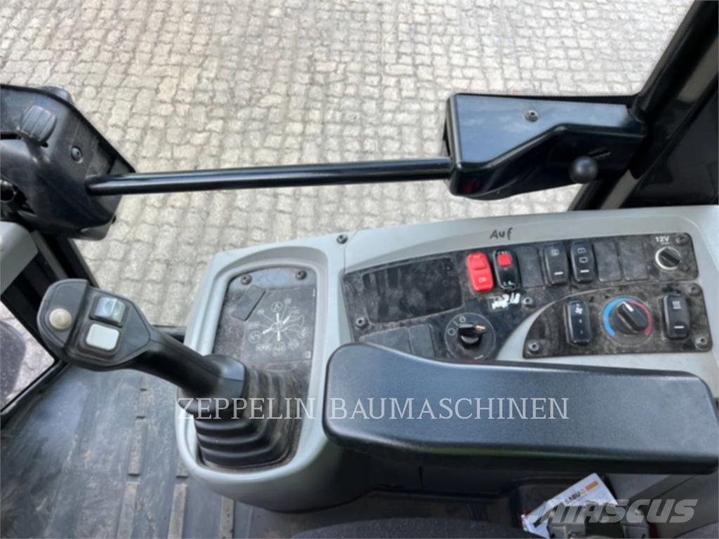 CAT 908M Pyöräkuormaajat