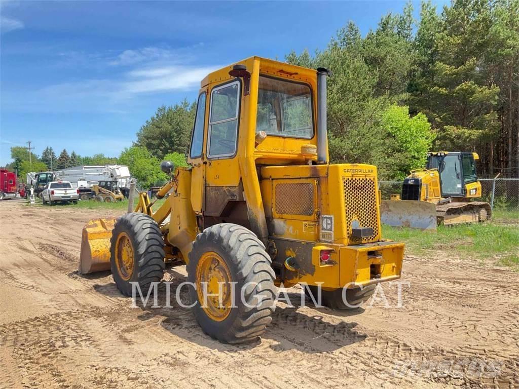 CAT 910 Pyöräkuormaajat
