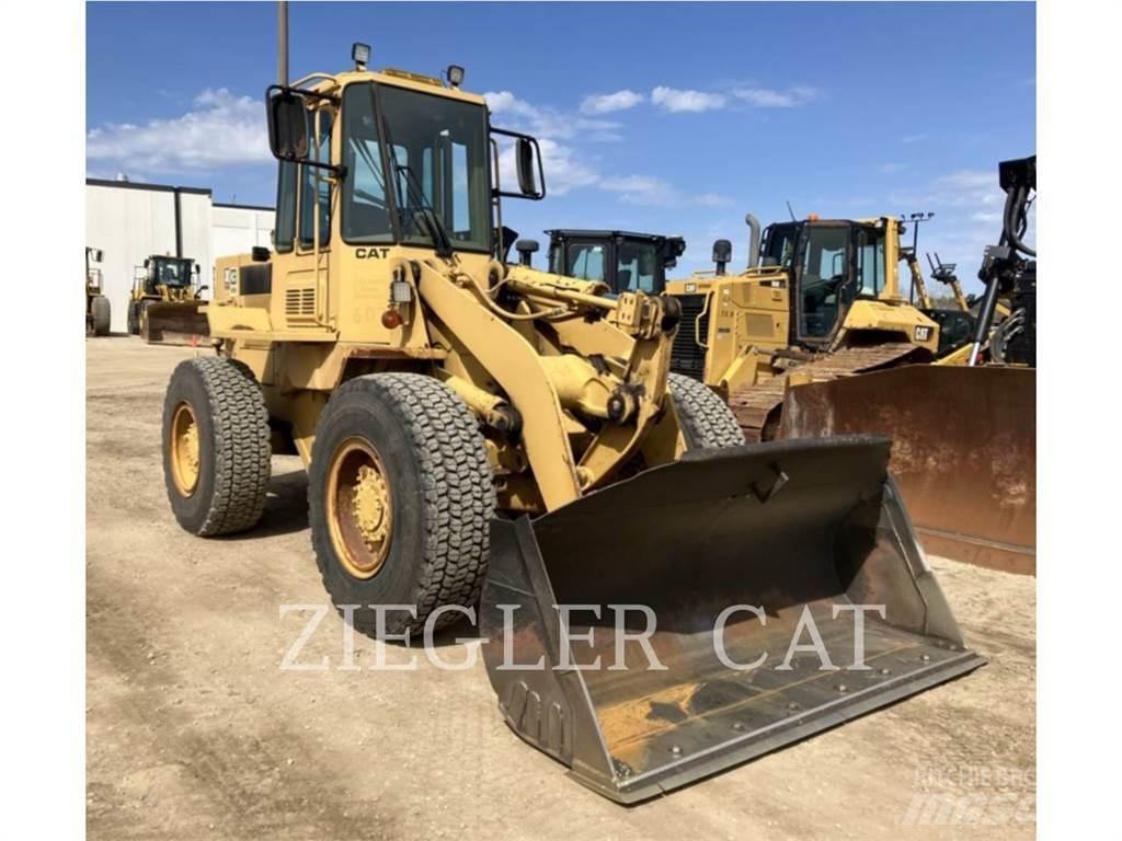 CAT 916 Pyöräkuormaajat