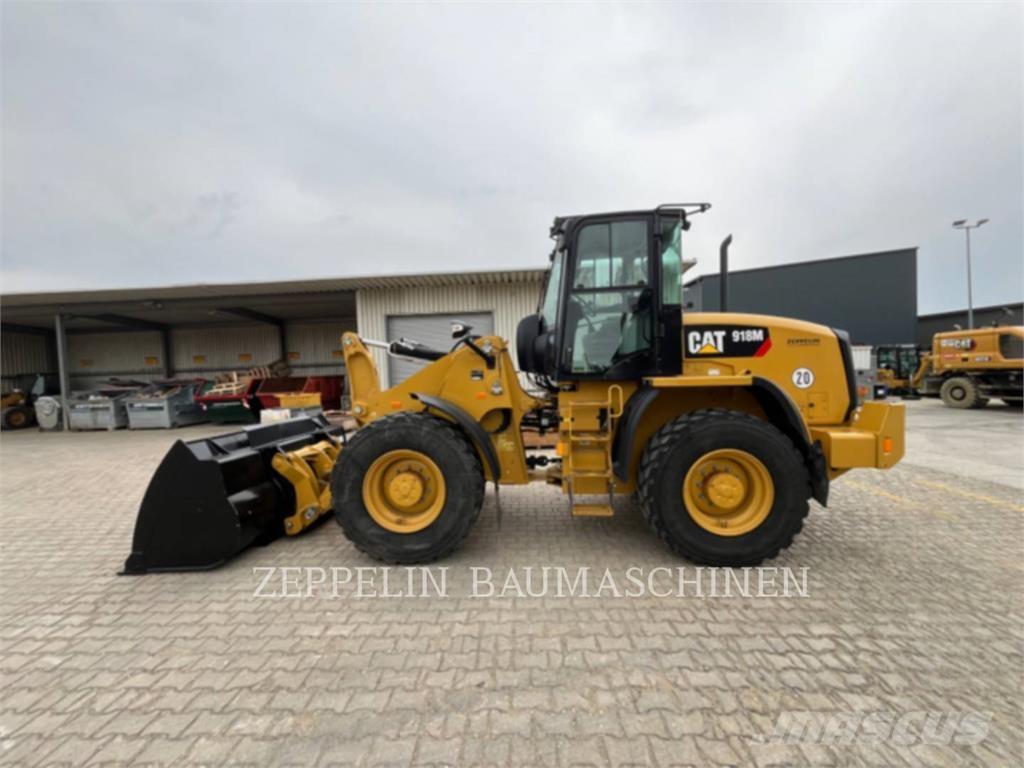 CAT 918M Pyöräkuormaajat