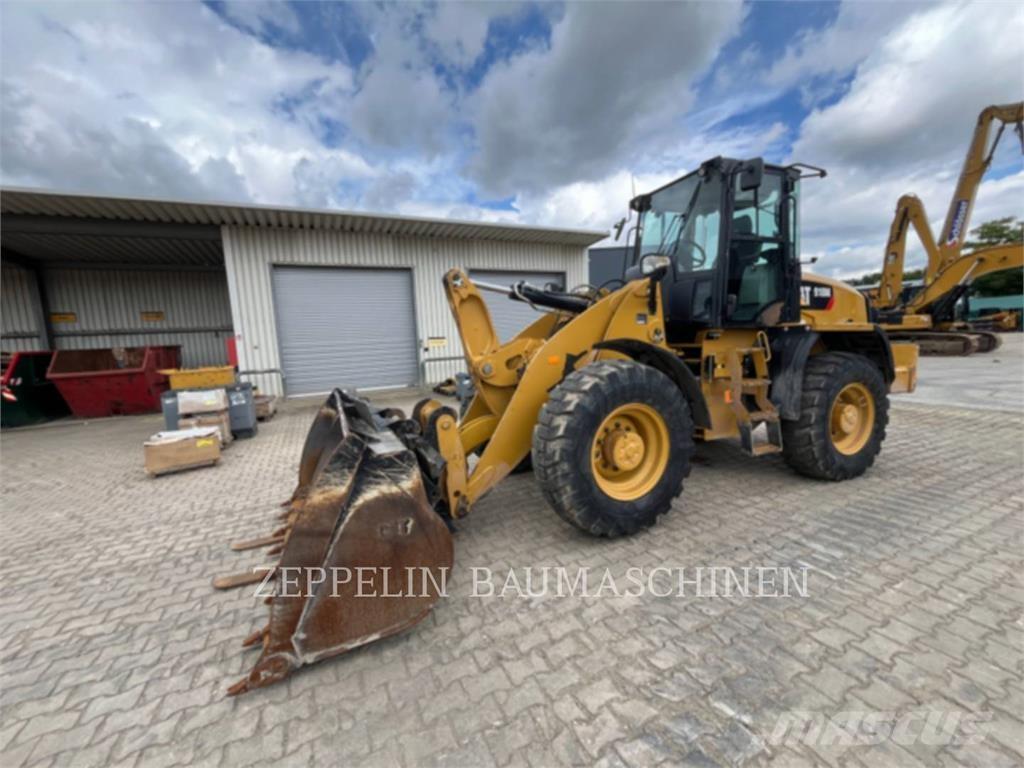 CAT 918M Pyöräkuormaajat
