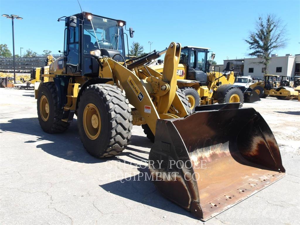 CAT 918M Pyöräkuormaajat