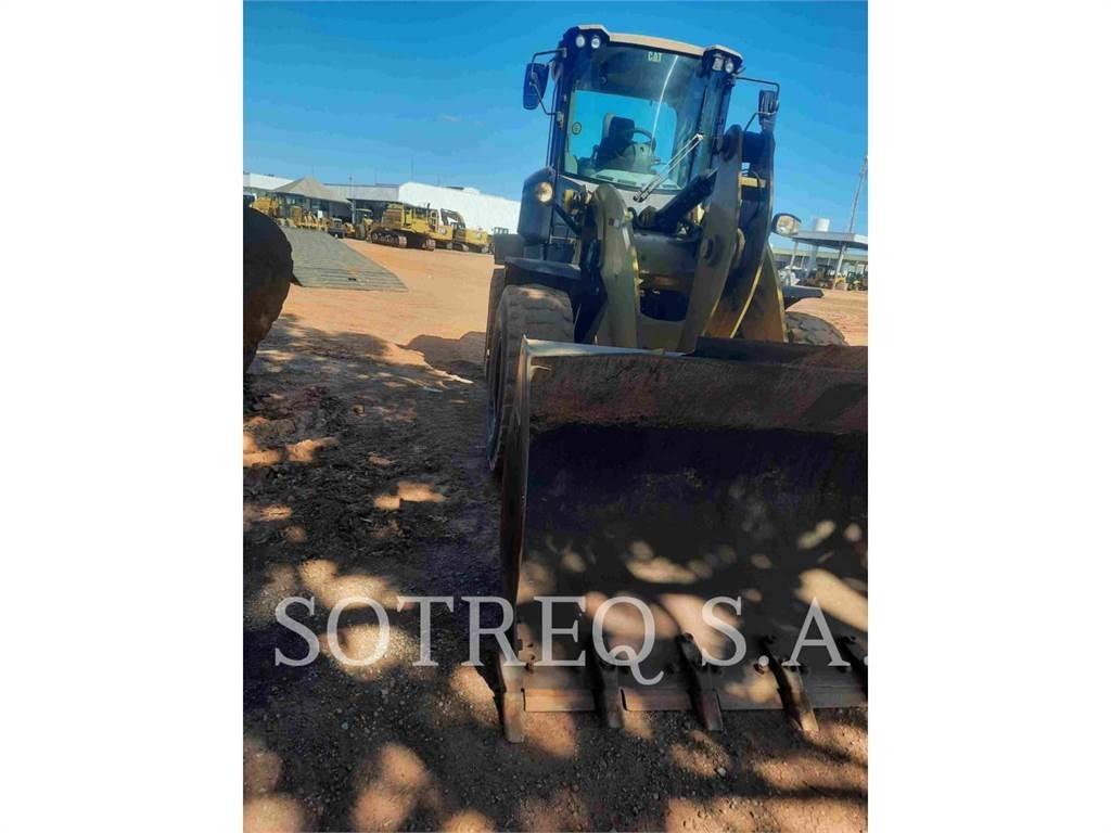 CAT 924K Pyöräkuormaajat
