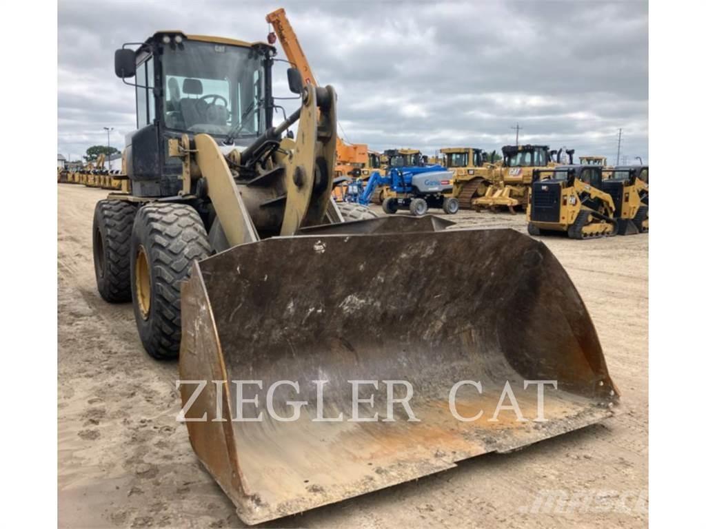 CAT 924K Pyöräkuormaajat