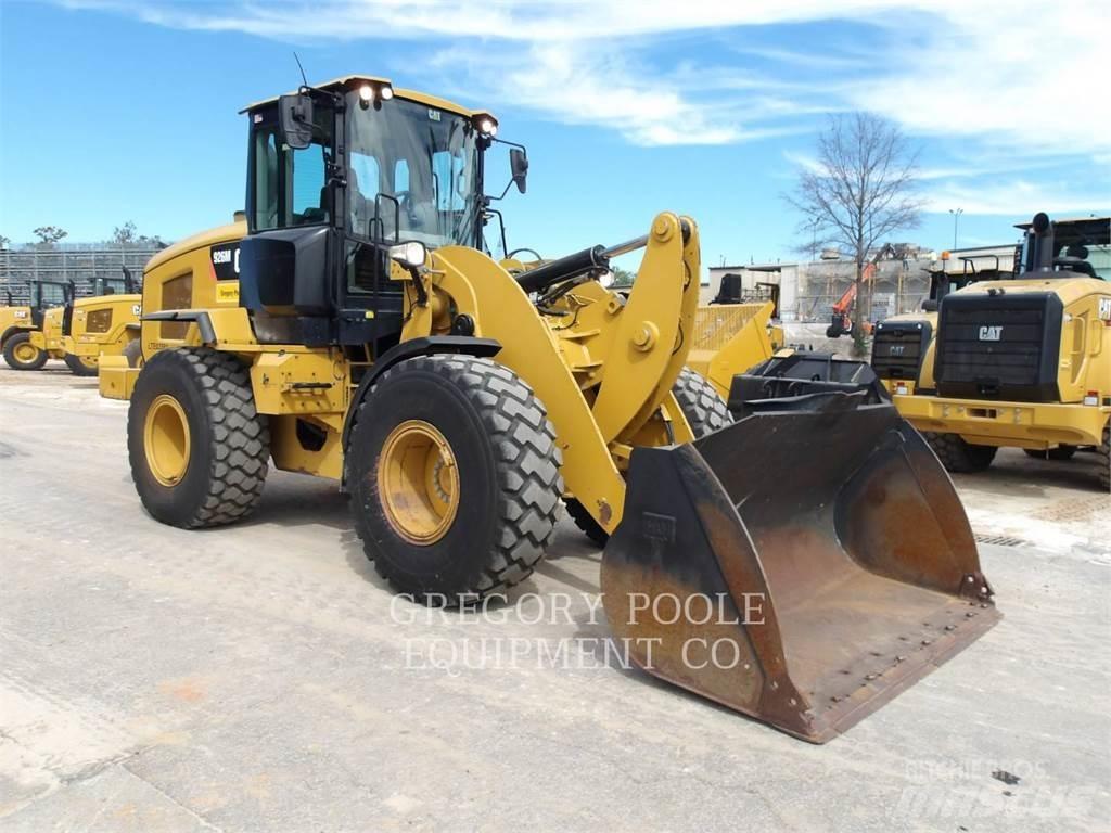 CAT 926M Pyöräkuormaajat