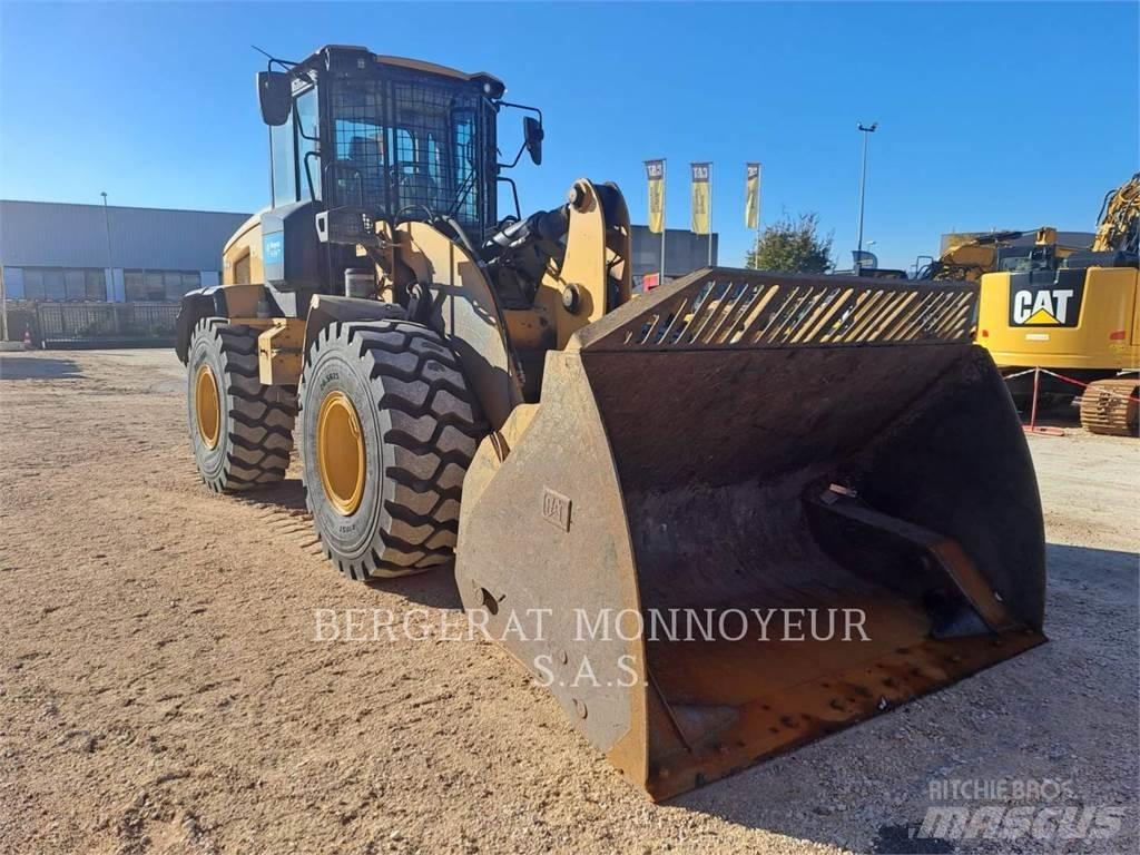 CAT 926M Pyöräkuormaajat