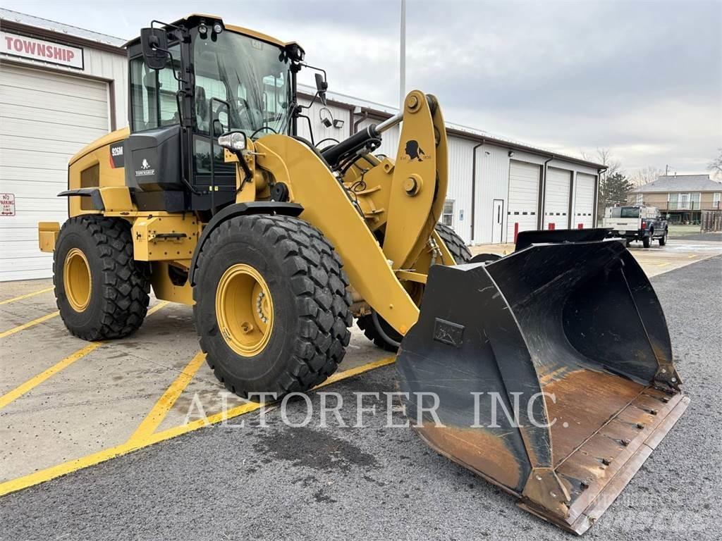 CAT 926M Pyöräkuormaajat