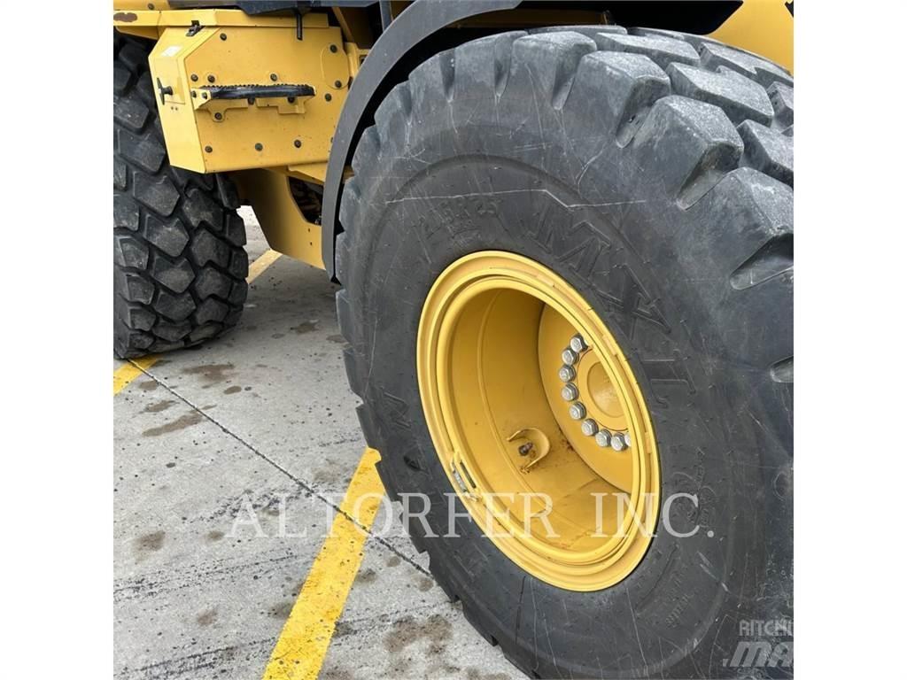 CAT 926M Pyöräkuormaajat