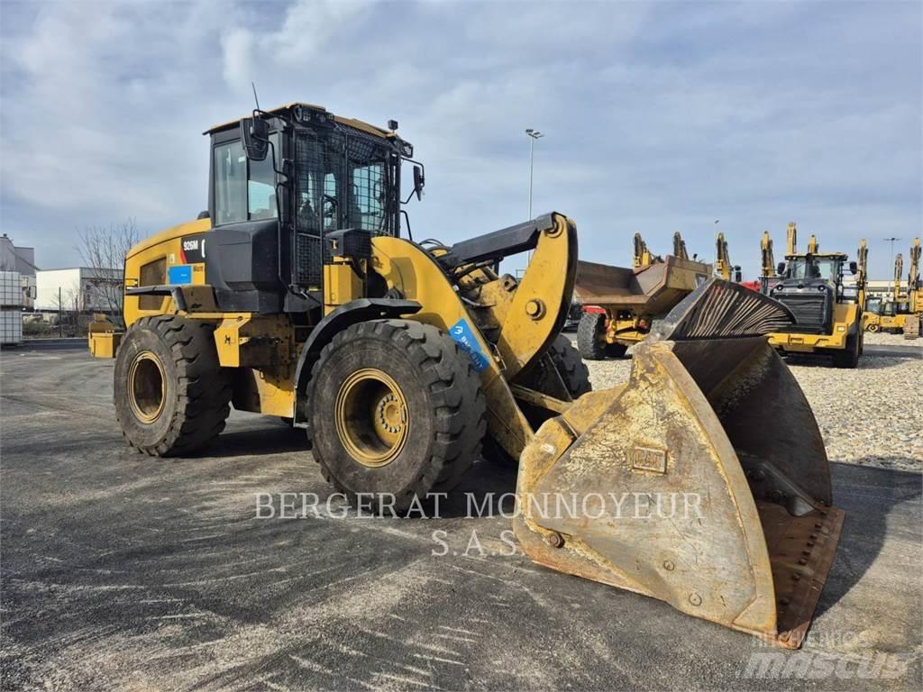 CAT 926M Pyöräkuormaajat
