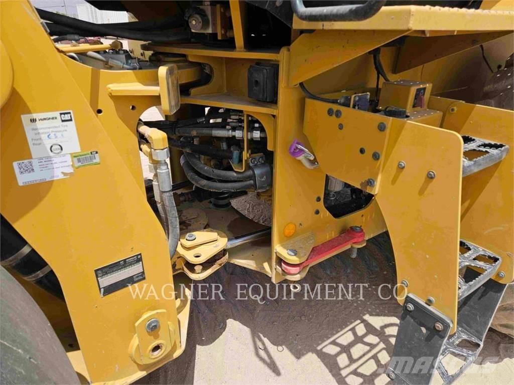 CAT 926M Pyöräkuormaajat