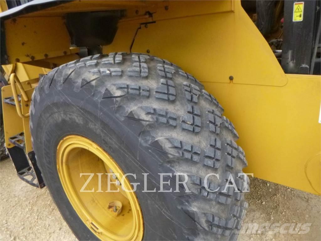 CAT 926M Pyöräkuormaajat
