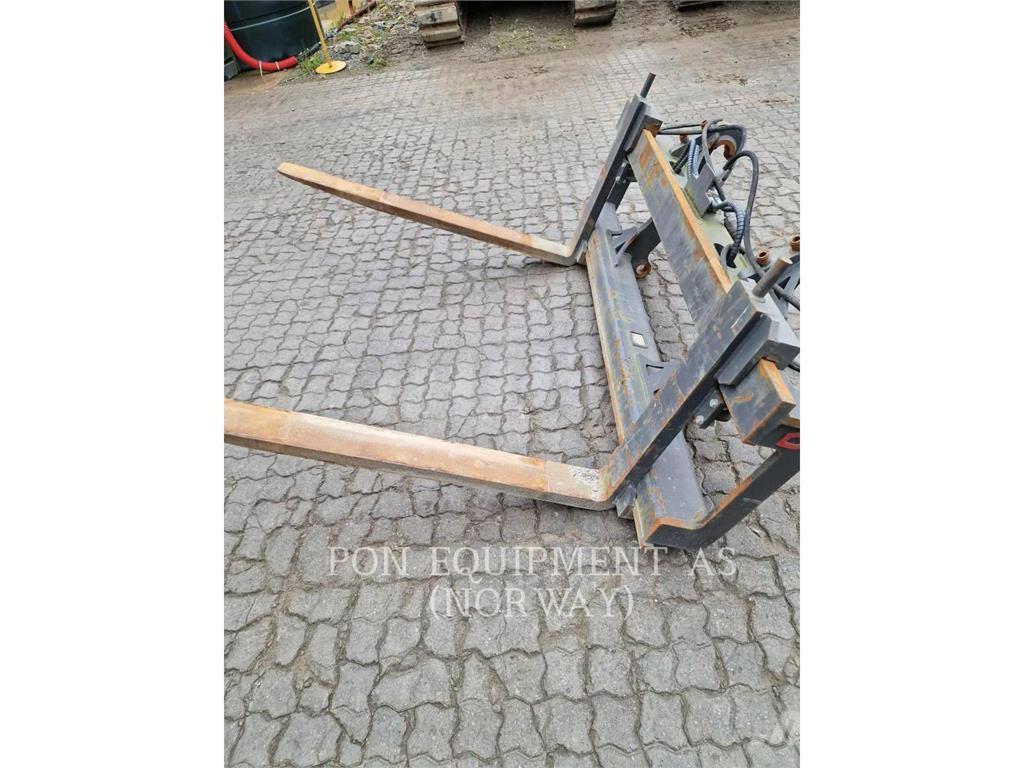 CAT 926M Pyöräkuormaajat