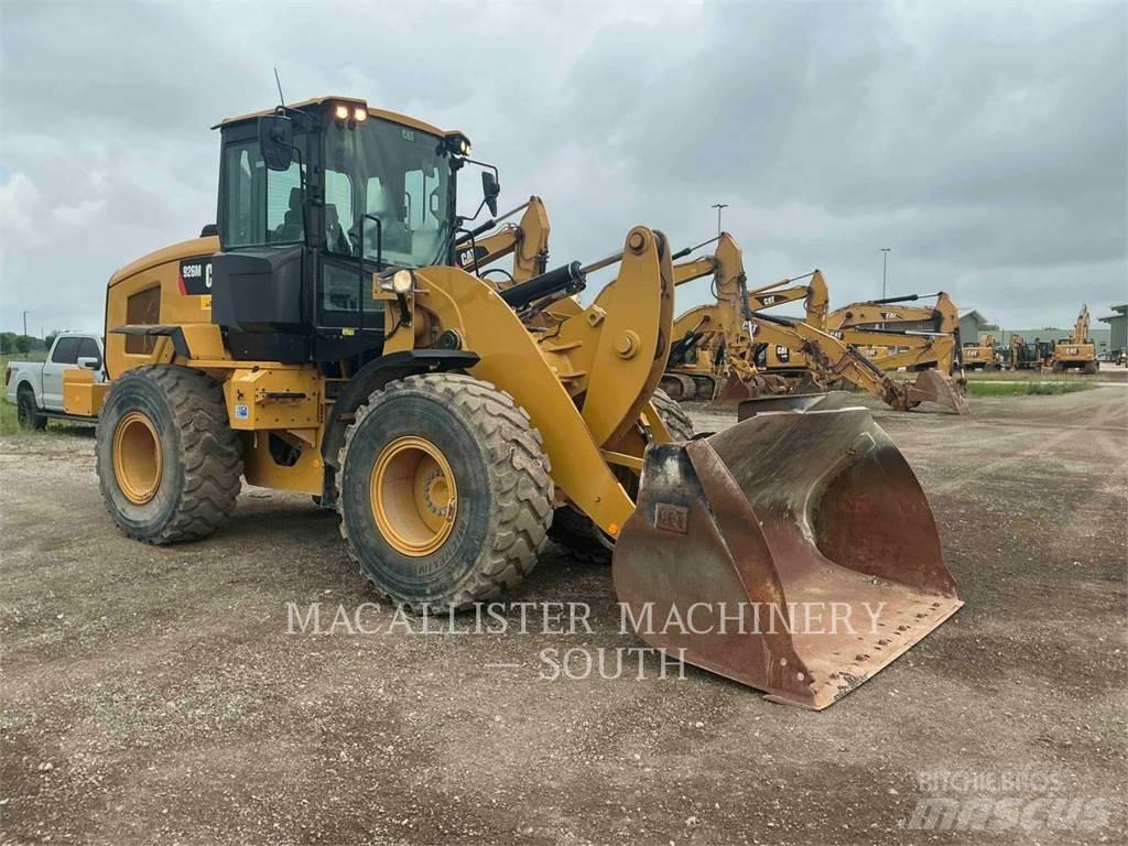 CAT 926M Pyöräkuormaajat