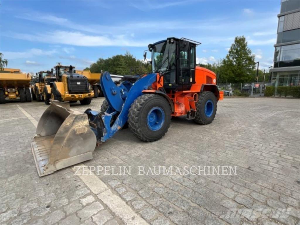 CAT 926M Pyöräkuormaajat