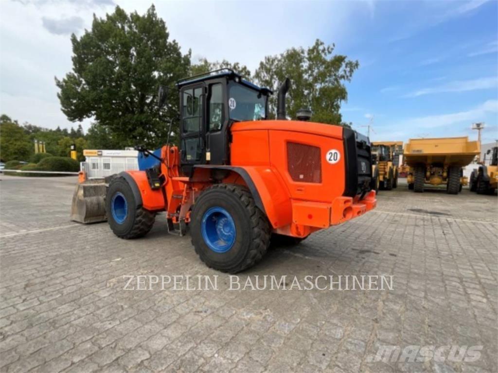 CAT 926M Pyöräkuormaajat