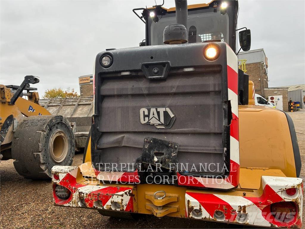 CAT 926M Pyöräkuormaajat