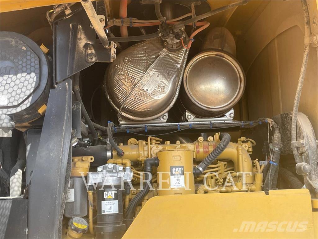 CAT 926M HL Pyöräkuormaajat