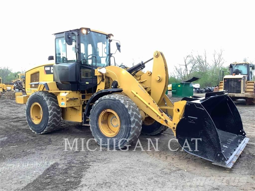 CAT 926M Q Pyöräkuormaajat