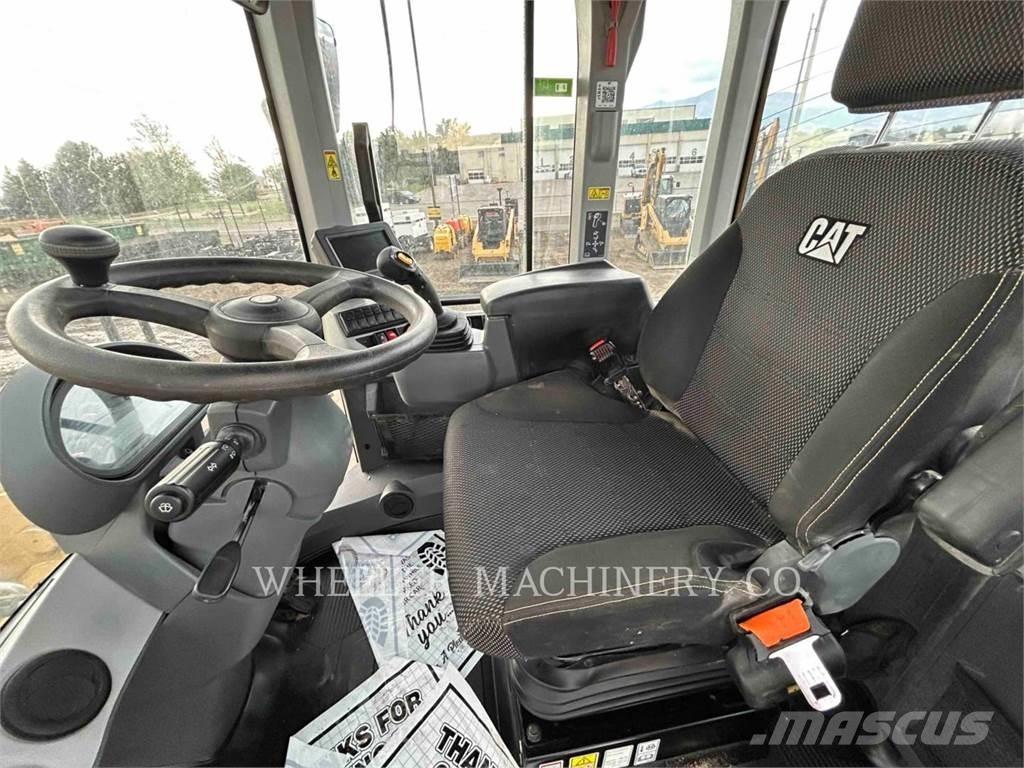 CAT 926M QC Pyöräkuormaajat