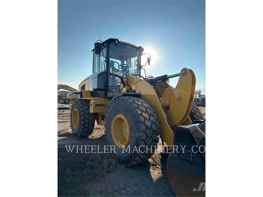 CAT 926M QC 3V Pyöräkuormaajat