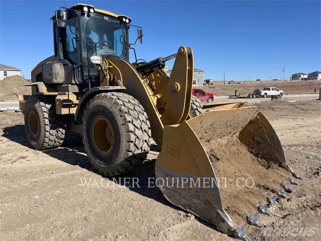CAT 930 Pyöräkuormaajat