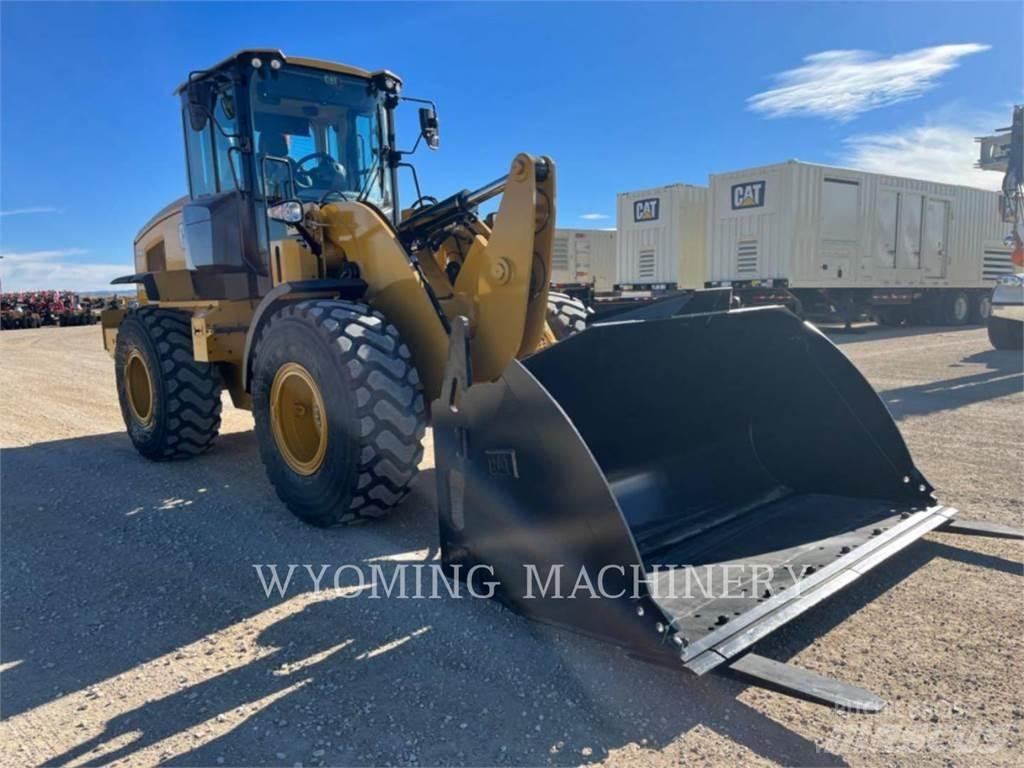CAT 930M Pyöräkuormaajat