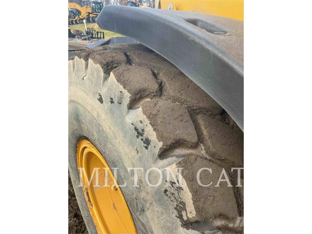 CAT 930M Pyöräkuormaajat