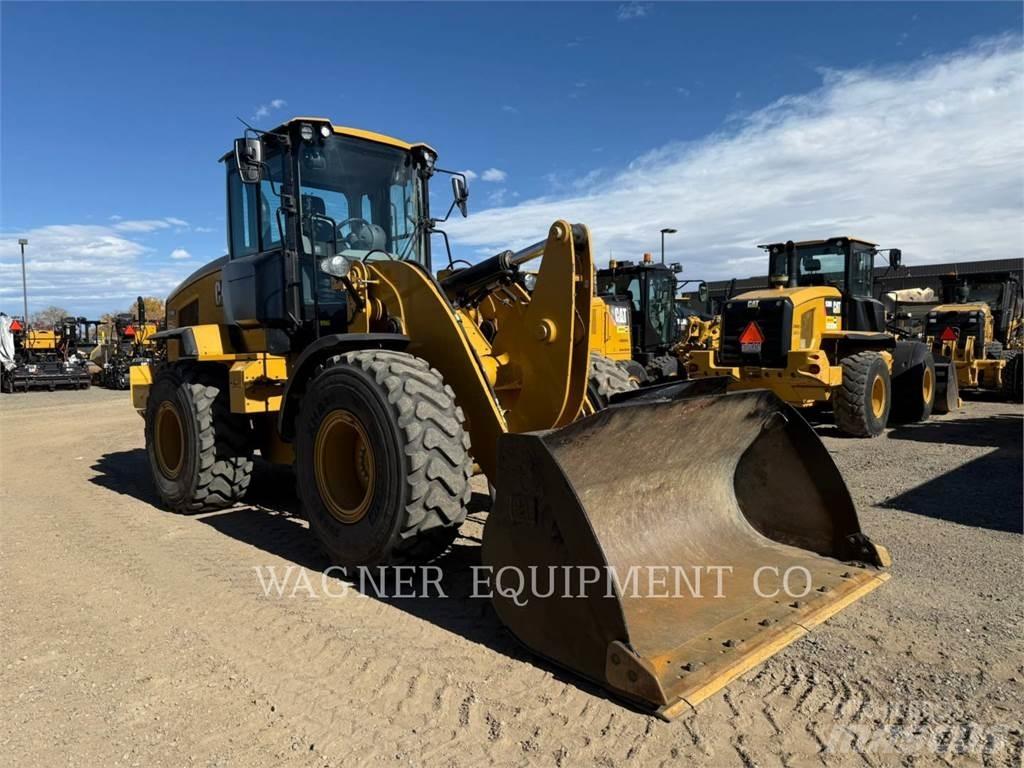 CAT 930M Pyöräkuormaajat