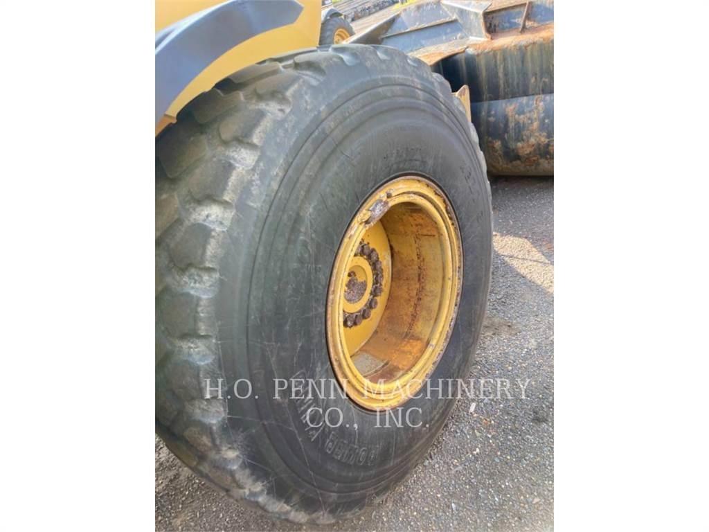 CAT 930M Pyöräkuormaajat