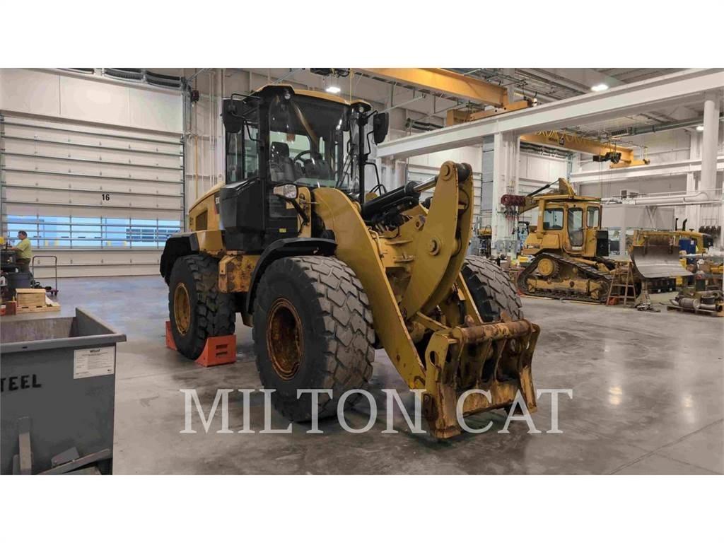 CAT 930M Pyöräkuormaajat