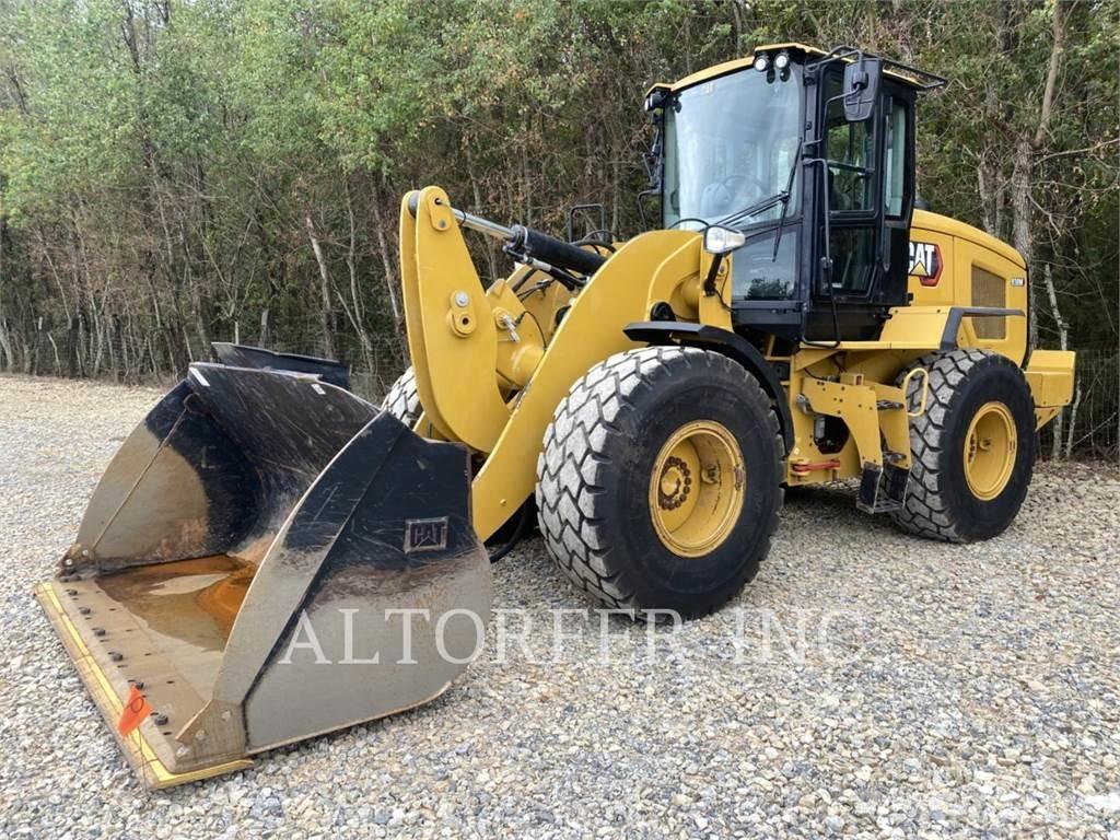 CAT 930M Telaketjupuskutraktorit