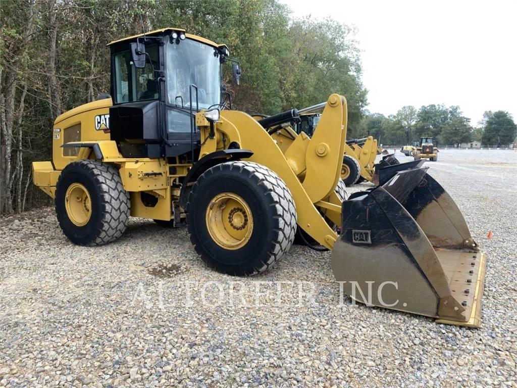 CAT 930M Telaketjupuskutraktorit