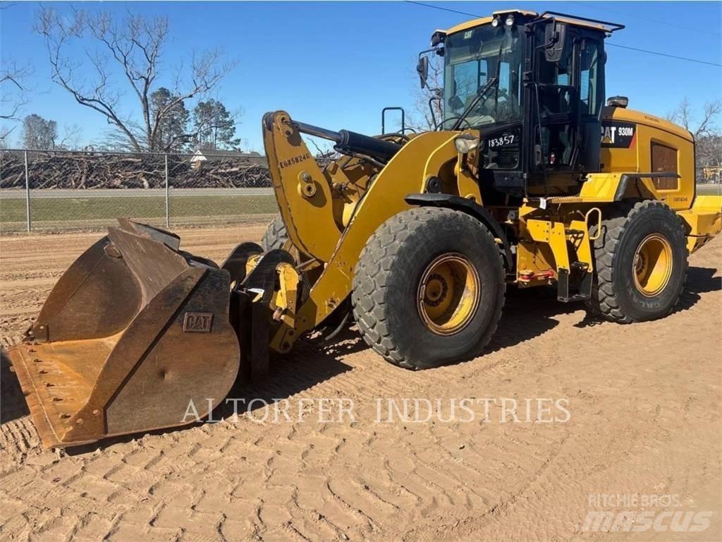 CAT 930M Pyöräkuormaajat