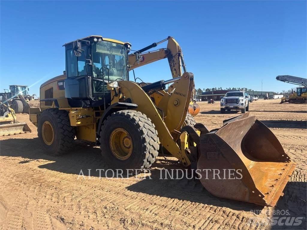 CAT 930M Pyöräkuormaajat