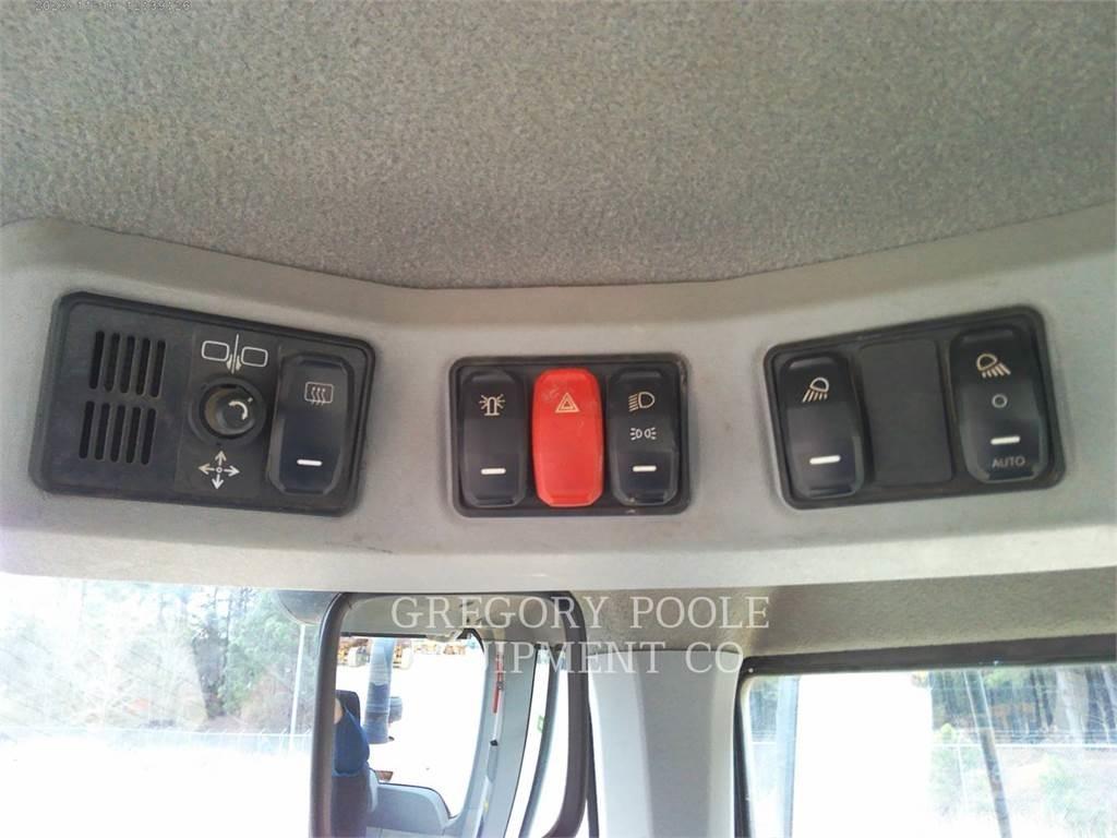 CAT 930M Pyöräkuormaajat