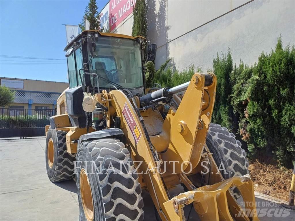 CAT 930M Pyöräkuormaajat