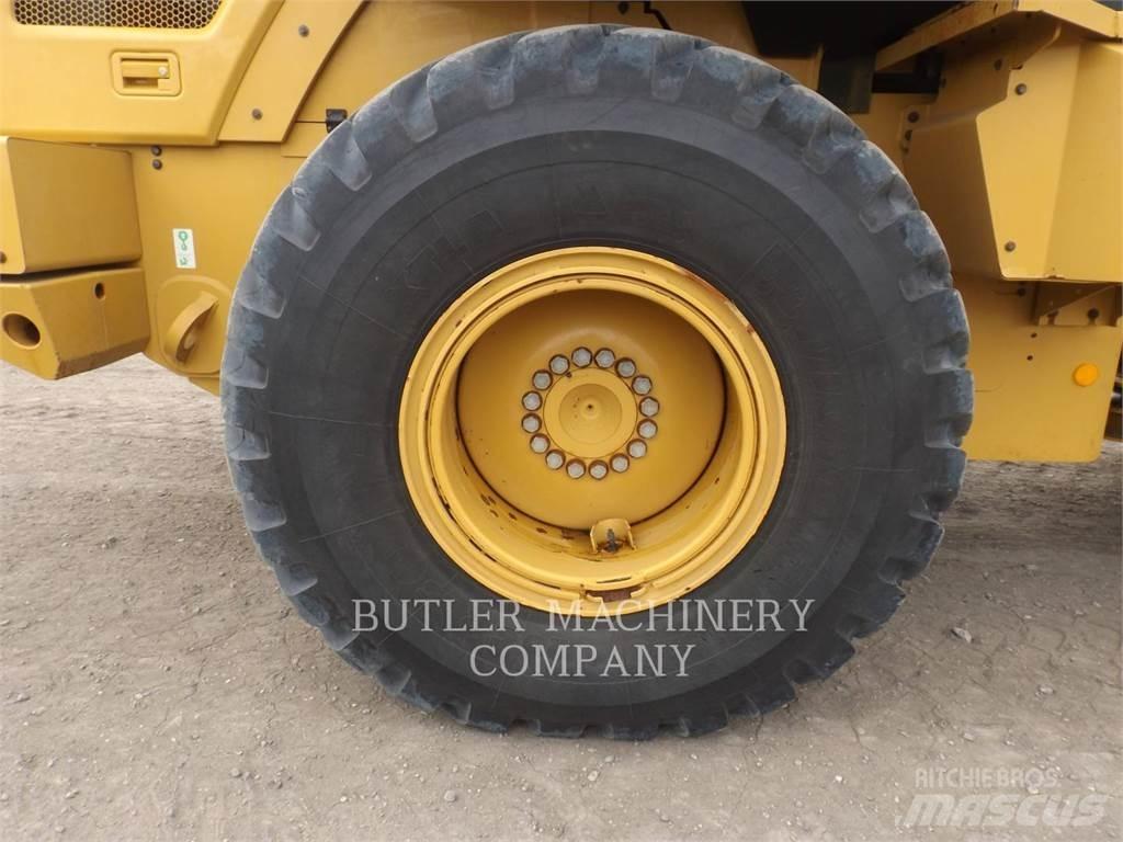 CAT 930M Pyöräkuormaajat
