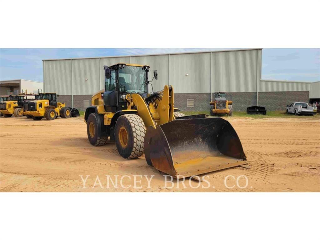 CAT 930M Pyöräkuormaajat