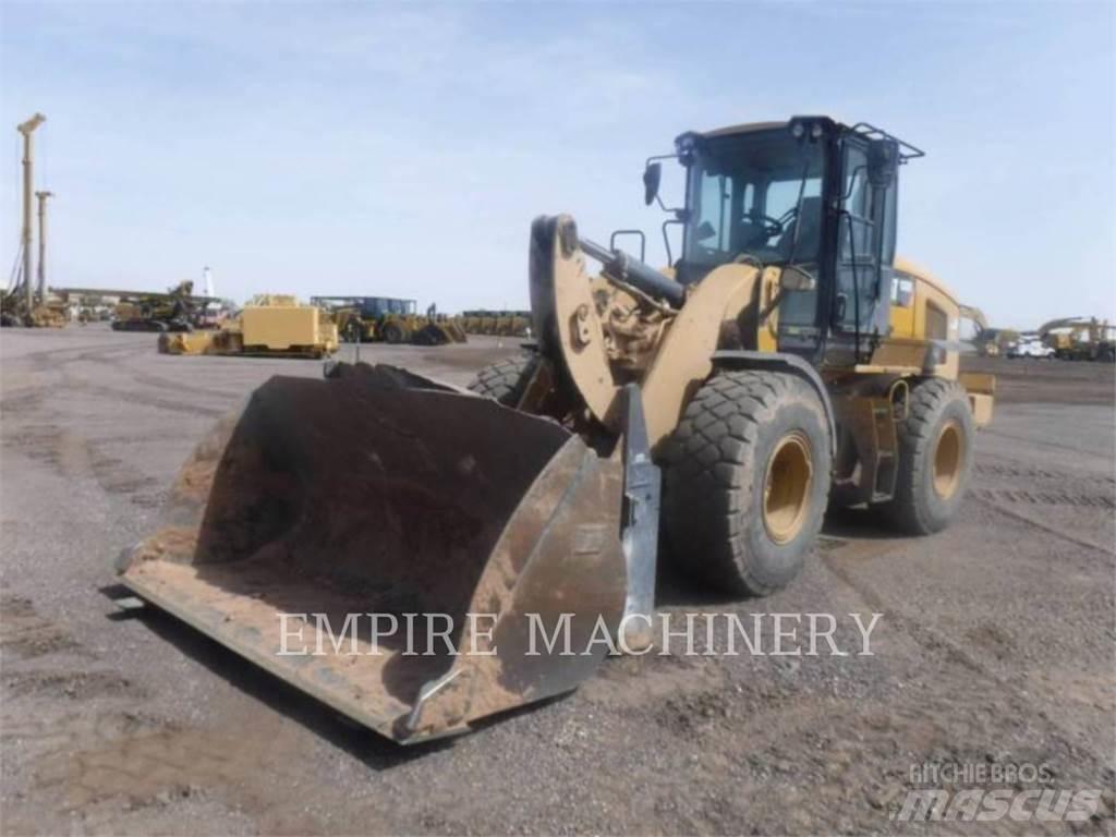 CAT 930M Pyöräkuormaajat