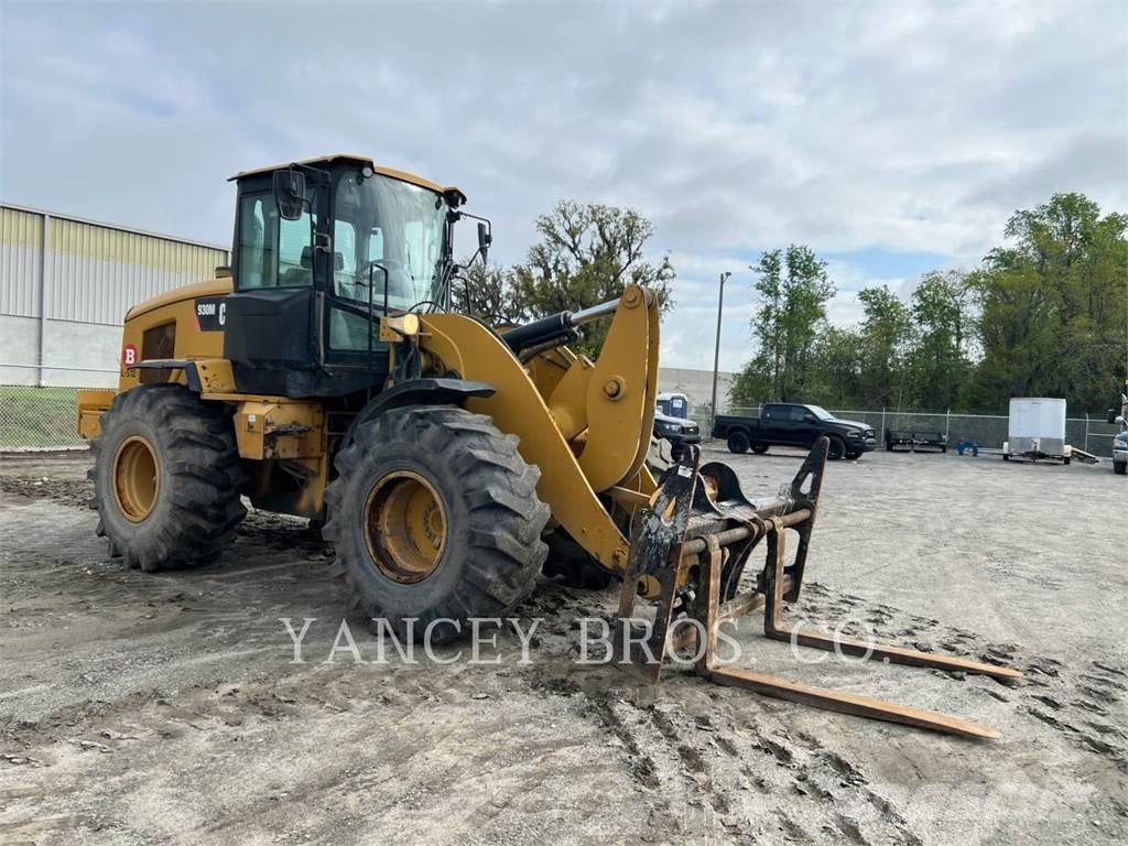 CAT 930M Pyöräkuormaajat
