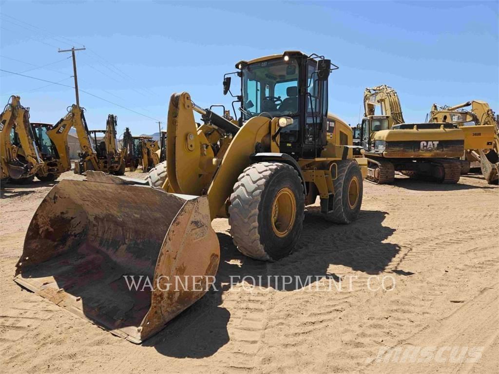 CAT 930M Wheel loaders
