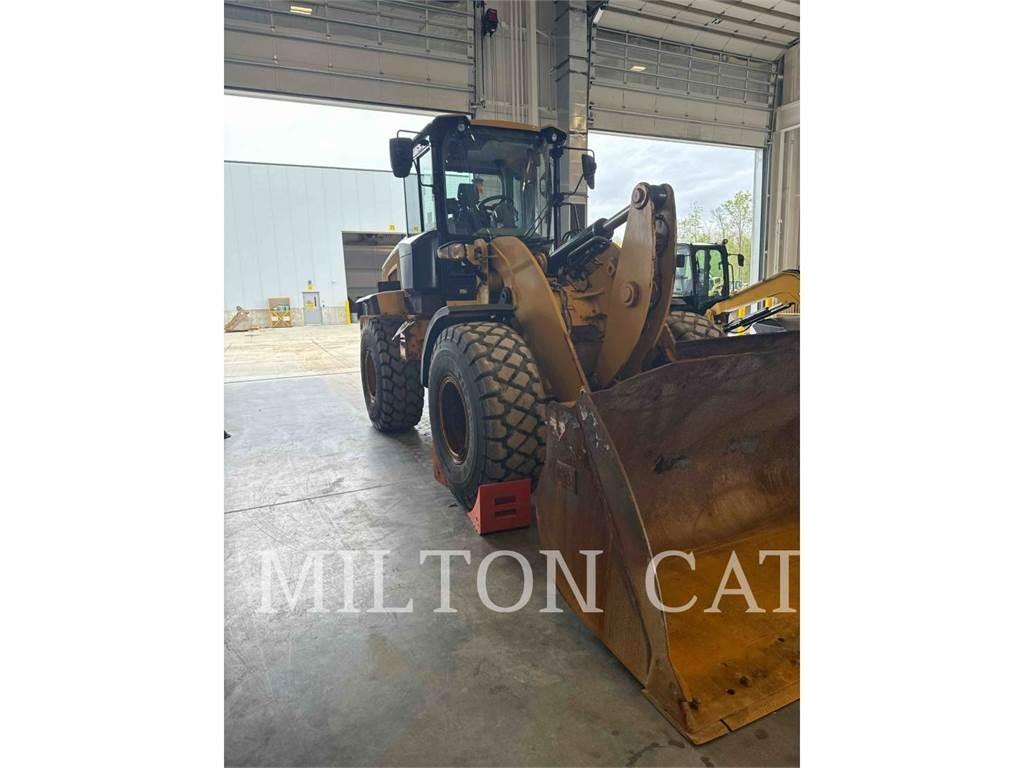 CAT 930M Pyöräkuormaajat