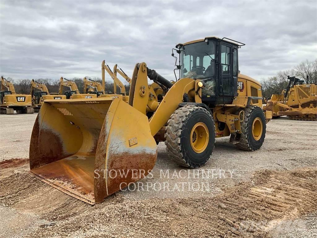 CAT 930M Pyöräkuormaajat