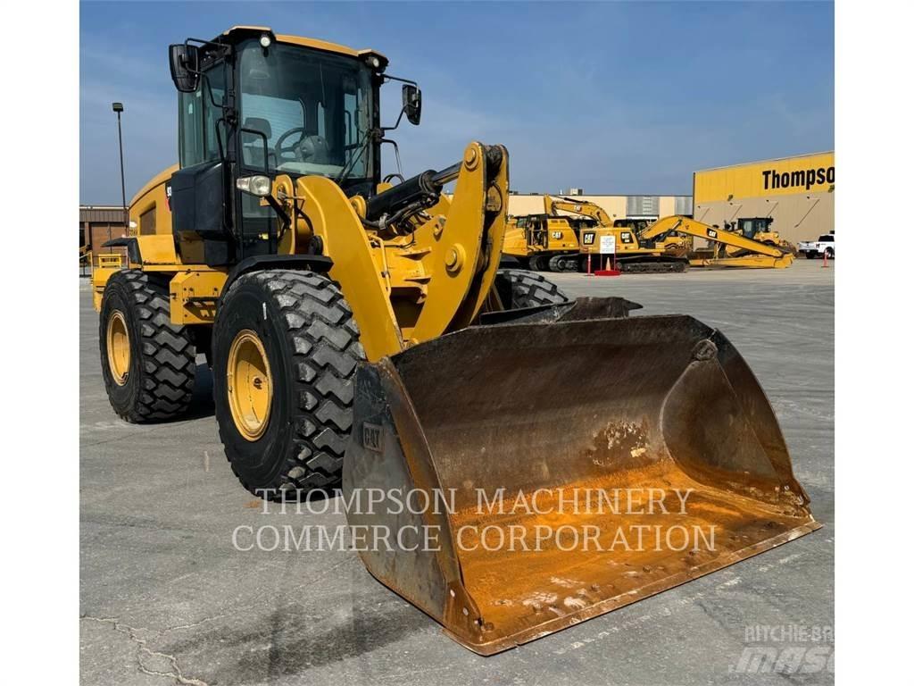 CAT 930M Pyöräkuormaajat