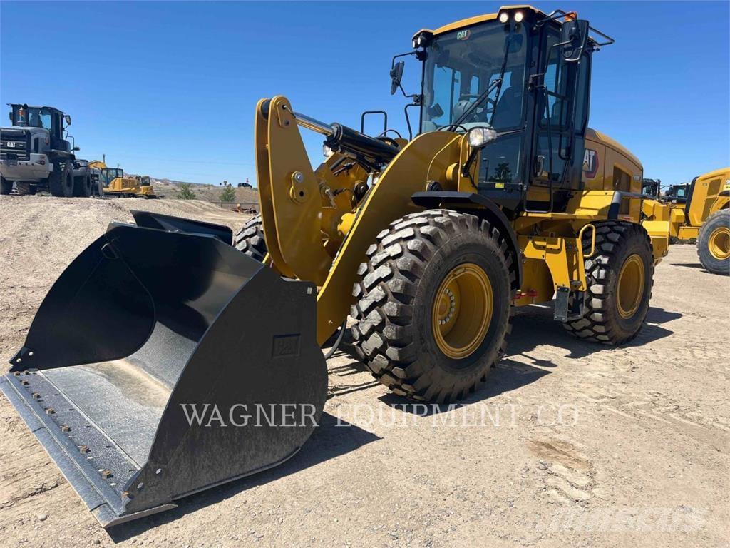 CAT 930M Pyöräkuormaajat