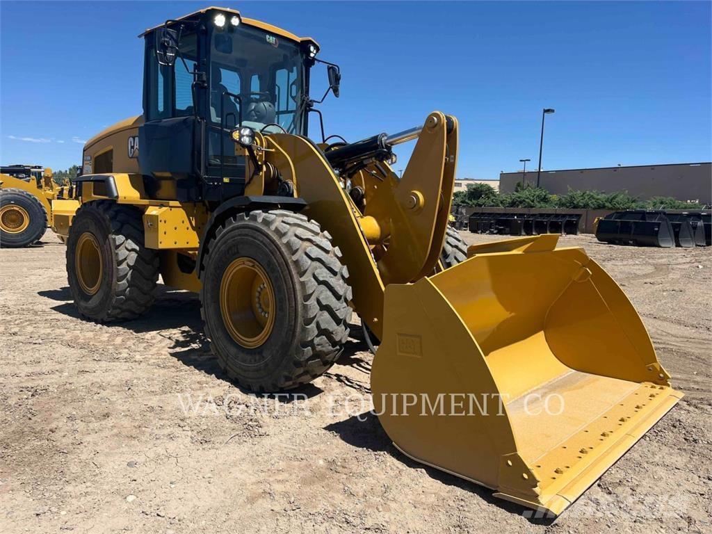 CAT 930M Pyöräkuormaajat