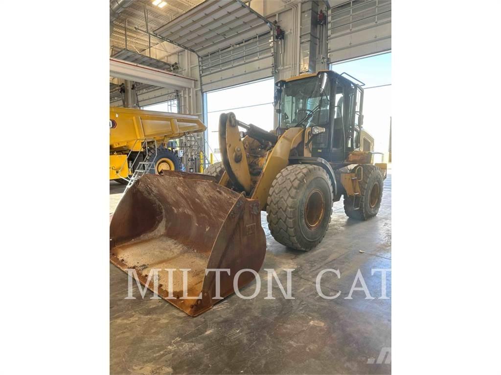 CAT 930M Pyöräkuormaajat