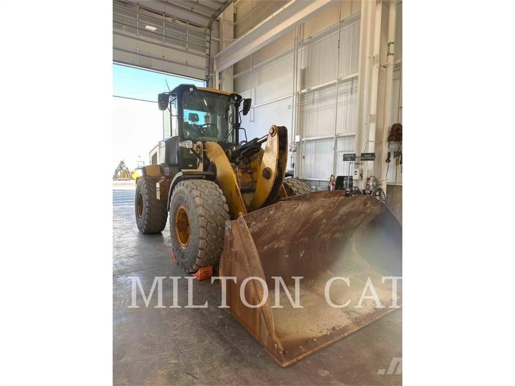 CAT 930M Pyöräkuormaajat