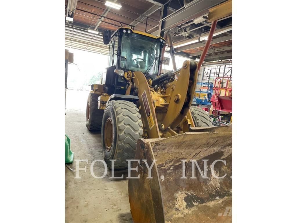 CAT 930M Pyöräkuormaajat